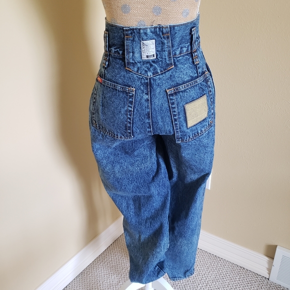 Vintage Jordache 24" waist high rise pleated jeans - Picture 6 of 16